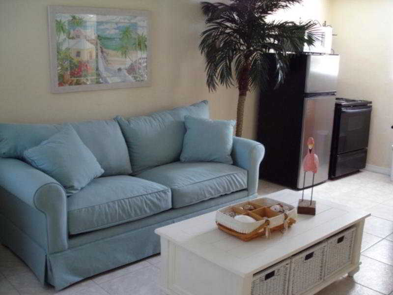 Camelot Beach Suites Clearwater Beach Exterior photo